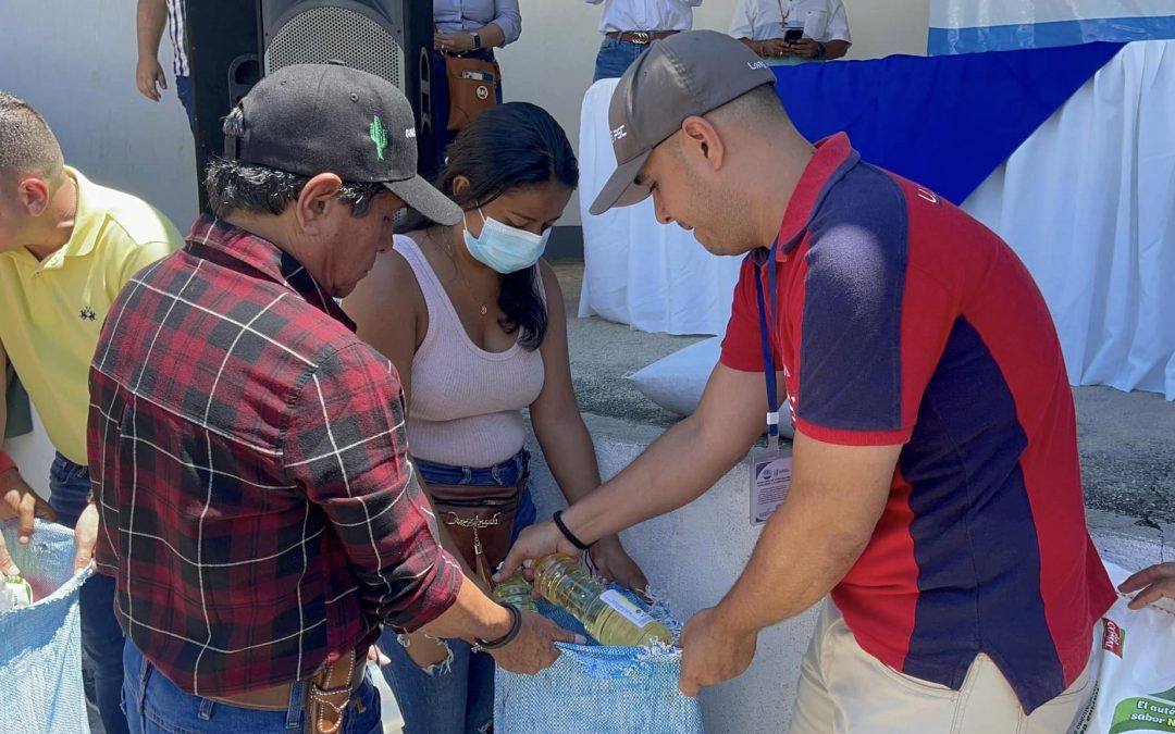 Entregan 1,862 raciones de alimento por acción en Santa Rosalía, Zacapa.